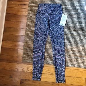 NWT Lululemon Wunder Under 28” Tights